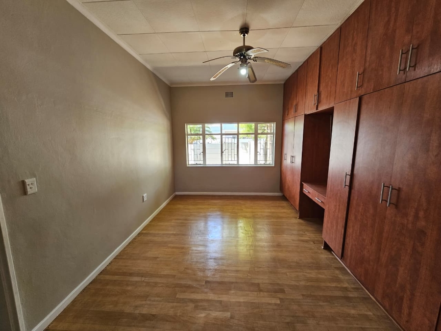 4 Bedroom Property for Sale in Riversdale Western Cape